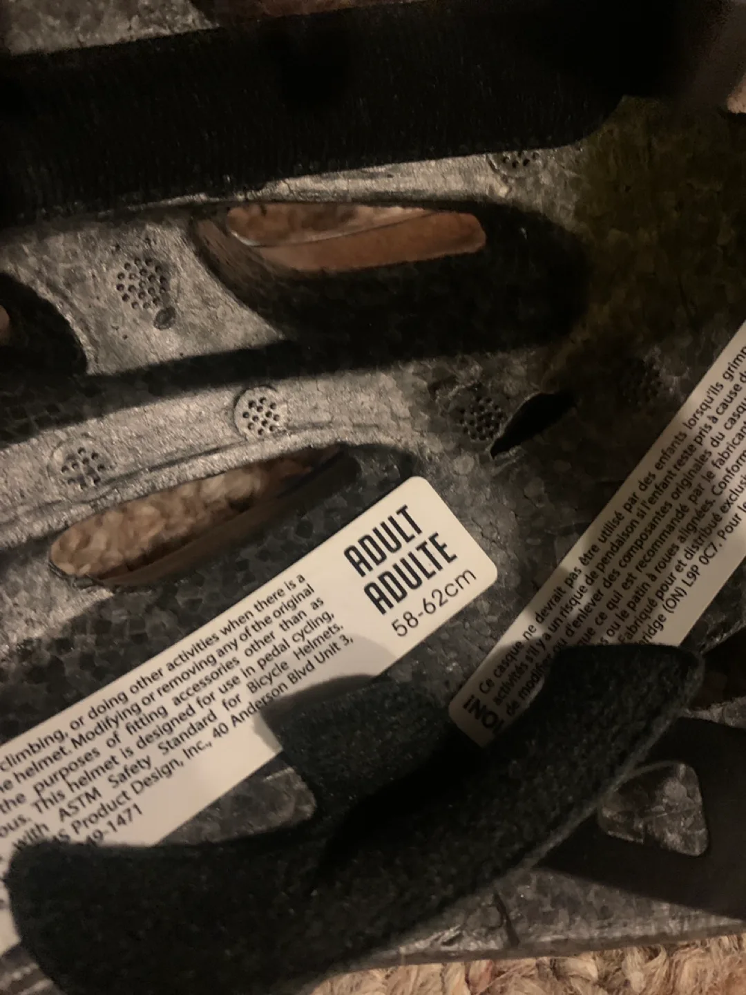 CCM Adult Bike Helmet - Size 58-62cm image indicator(4)