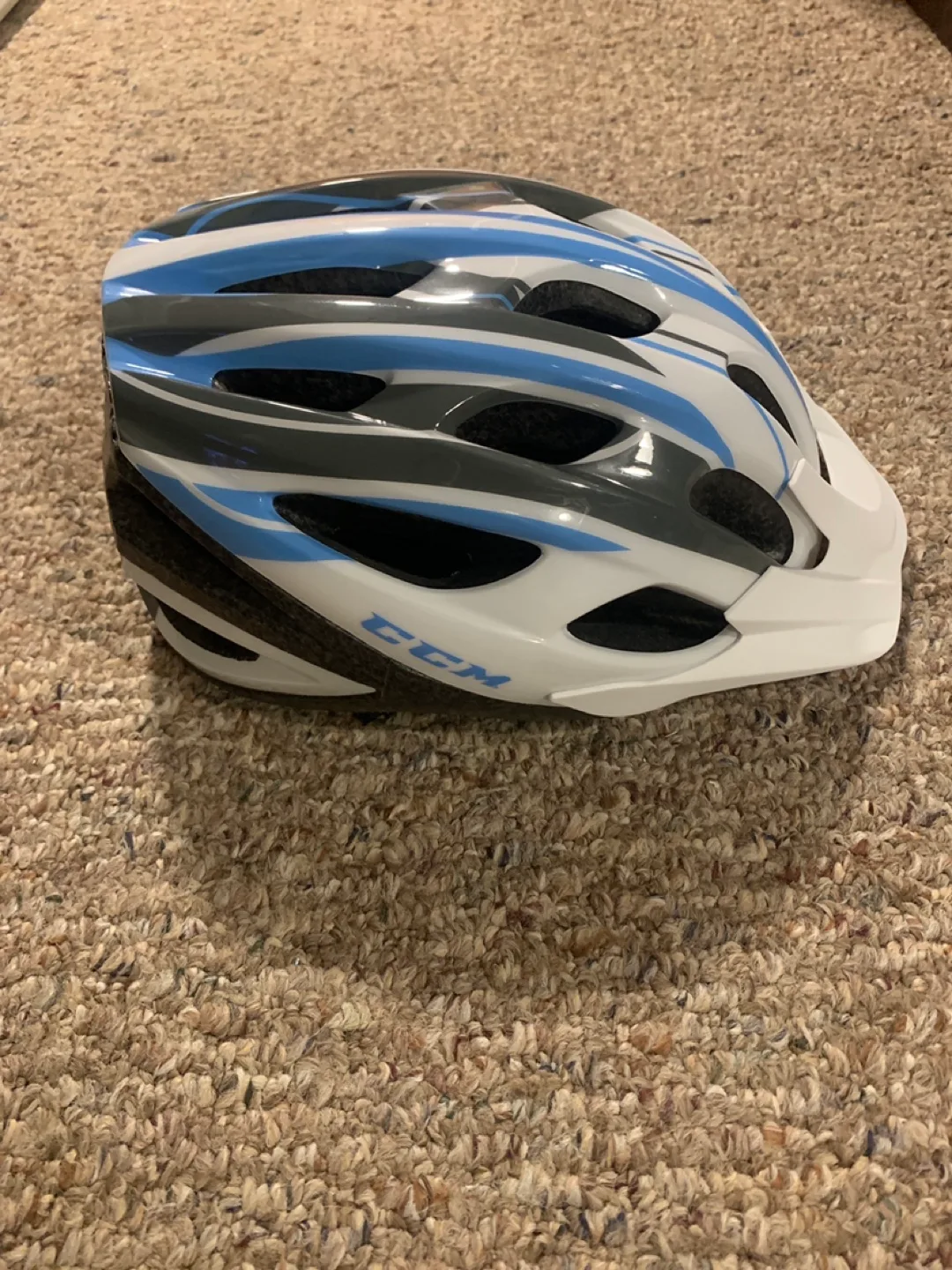 CCM Adult Bike Helmet - Size 58-62cm image indicator(2)