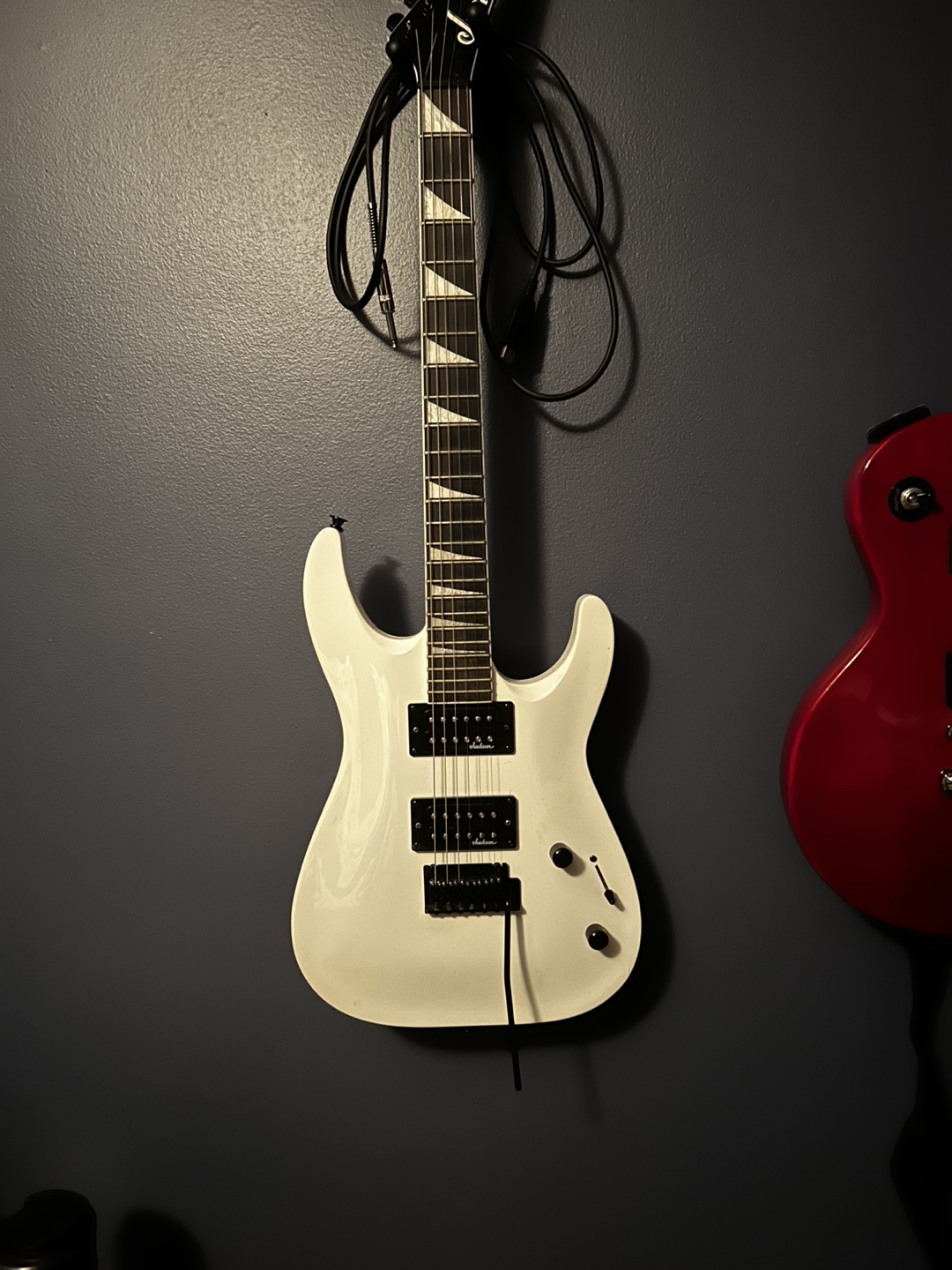 Jackson Js22  DinkyElectric Guitar White