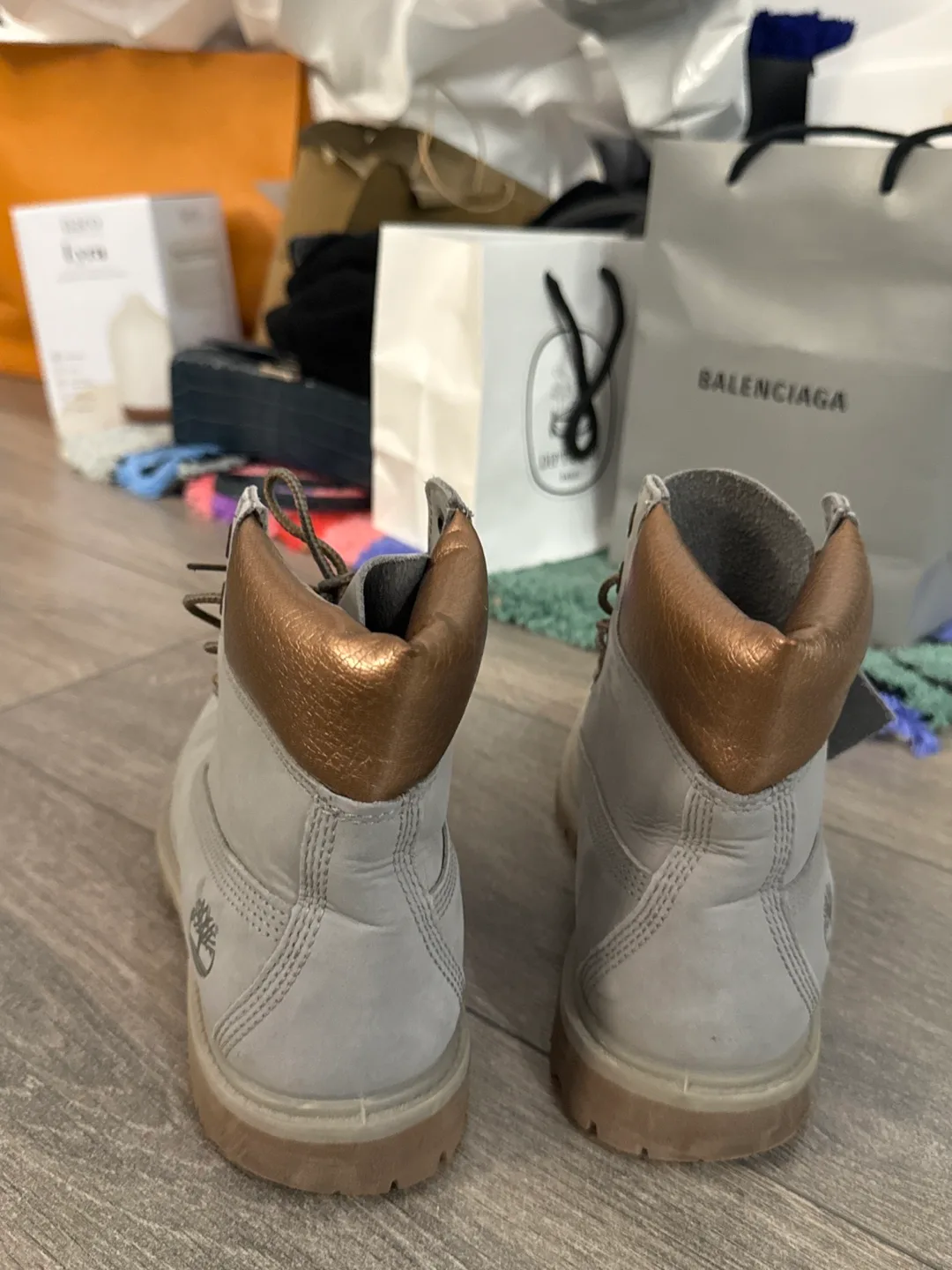 Limited edition: Timberland Women's Grey and Copper Boots image indicator(3)