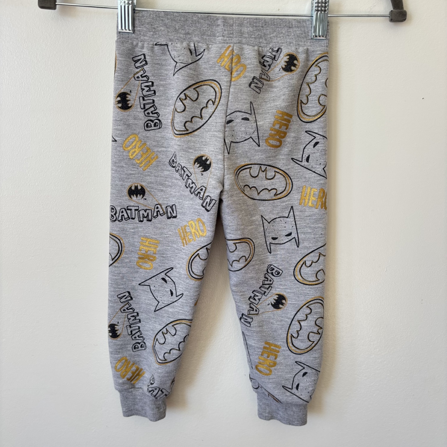 Toddler Boy's Batman Joggers - Size 3T - photo 2