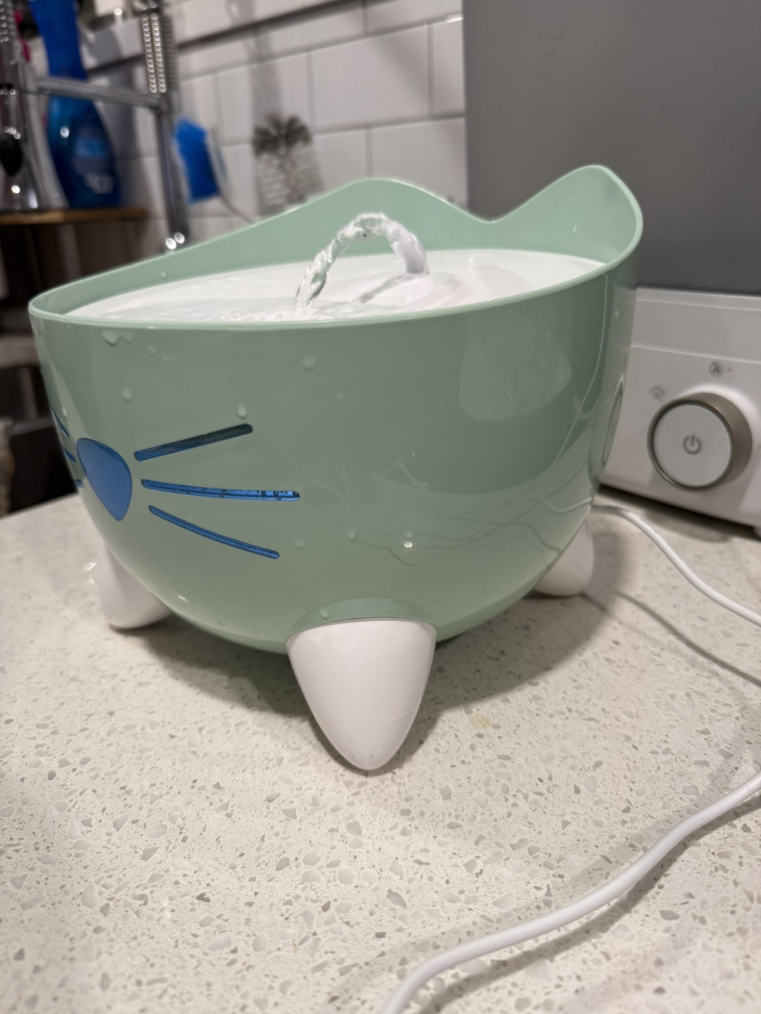 Catit Pixi Water Fountain – Hardly Used! 🐾💦 - photo 2