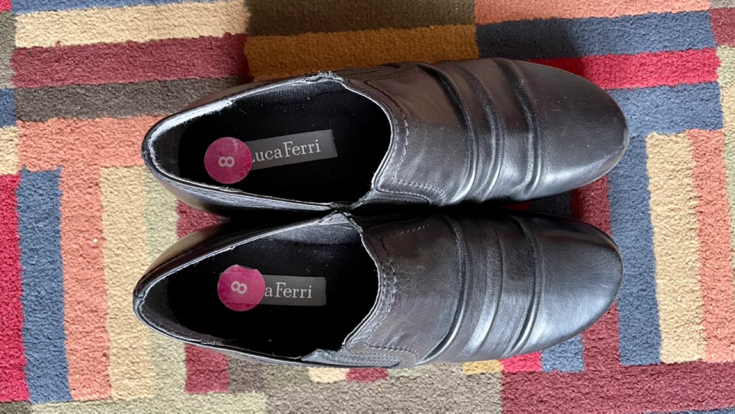 Luca Ferri Women's Black Leather Slip-On Shoes image indicator(4)