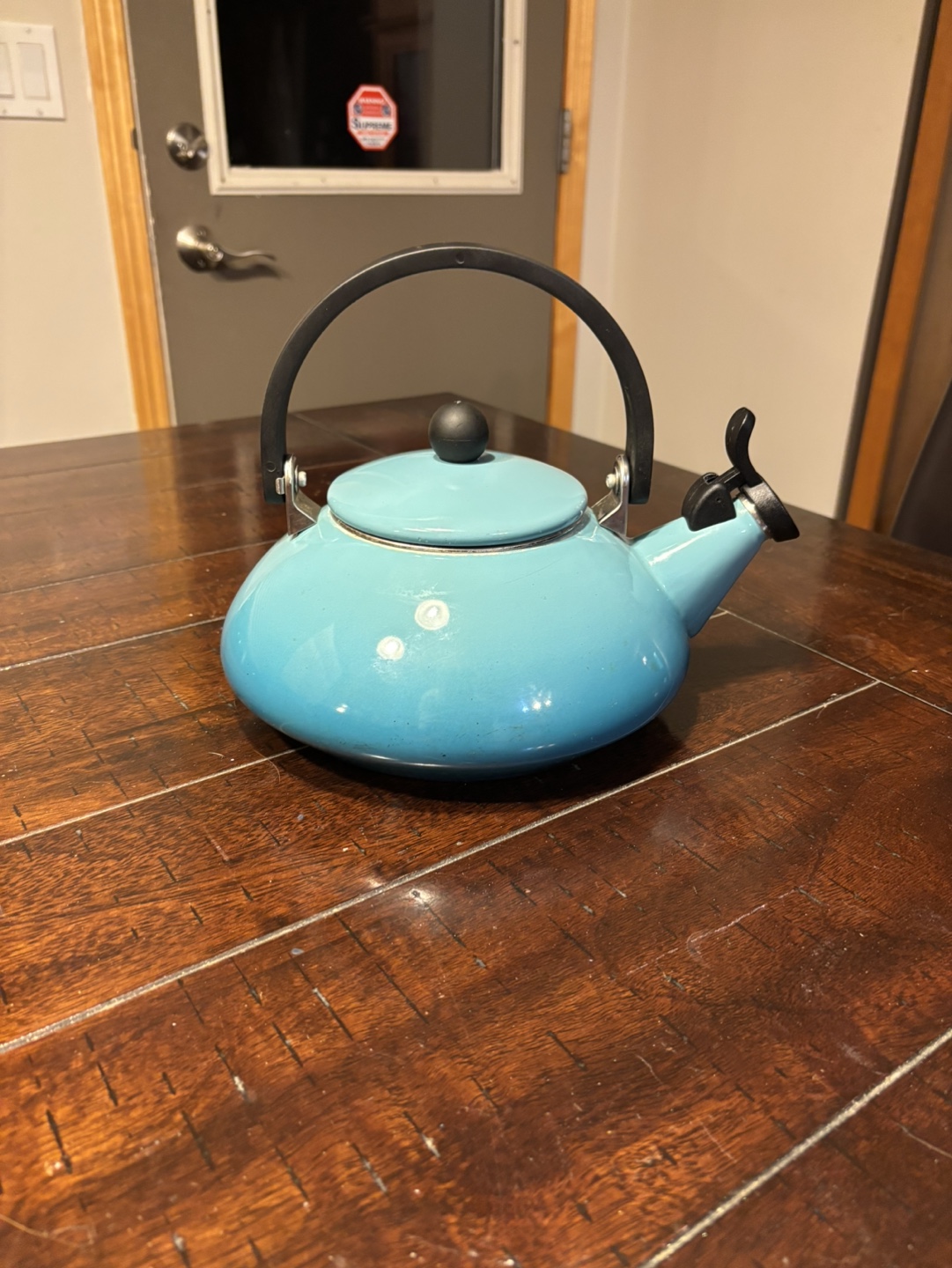 Le Creuset Zen Kettle - photo 3