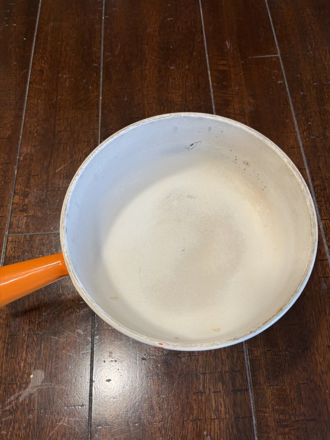 Le Creuset 22cm Cast Iron Saucepan - photo 4