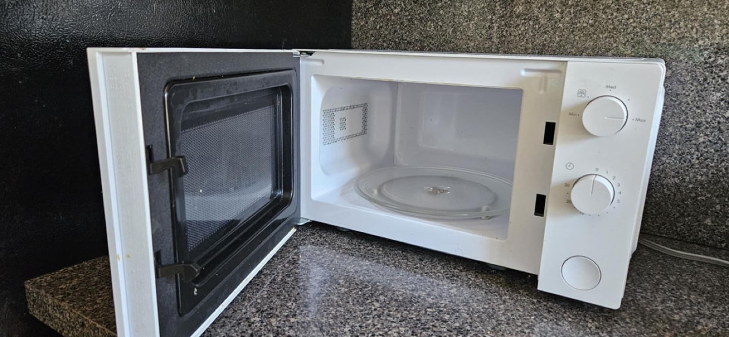 Compact White Microwave - photo 3