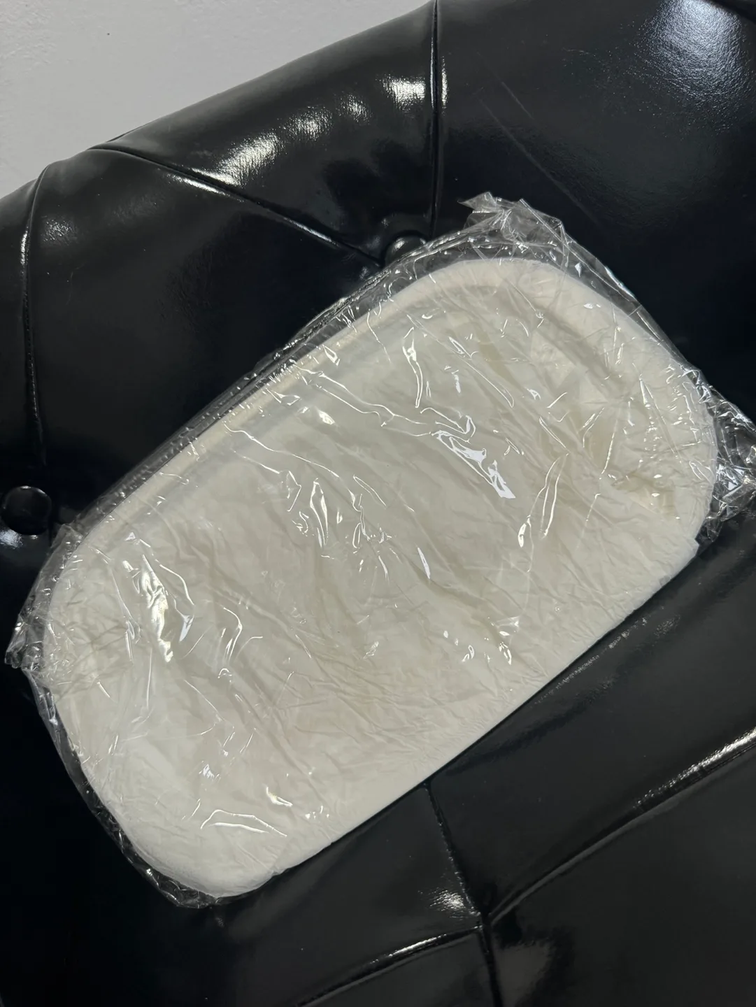 Elegance Silverplated Serving Tray image indicator(6)