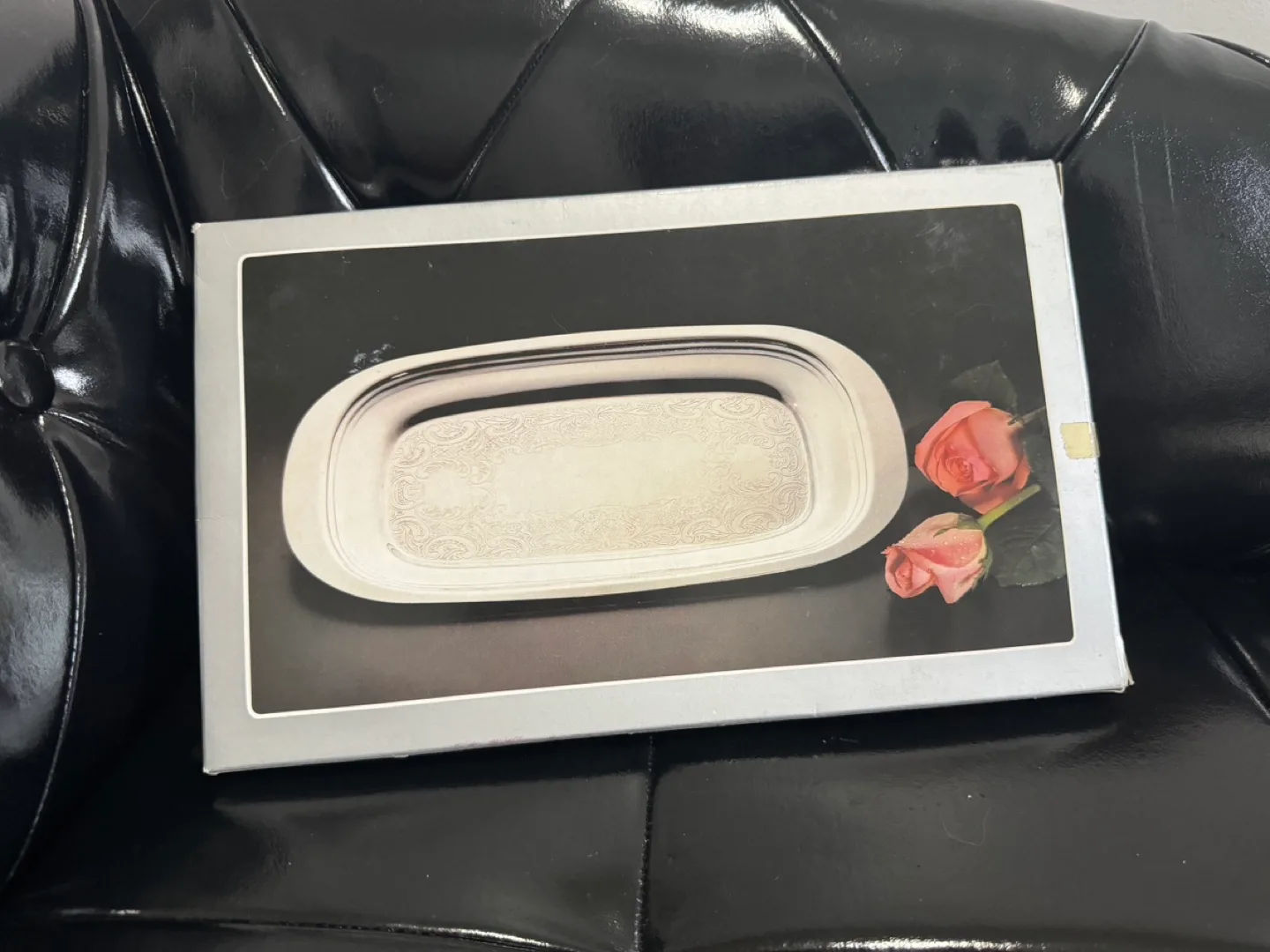 Elegance Silverplated Serving Tray image indicator(7)