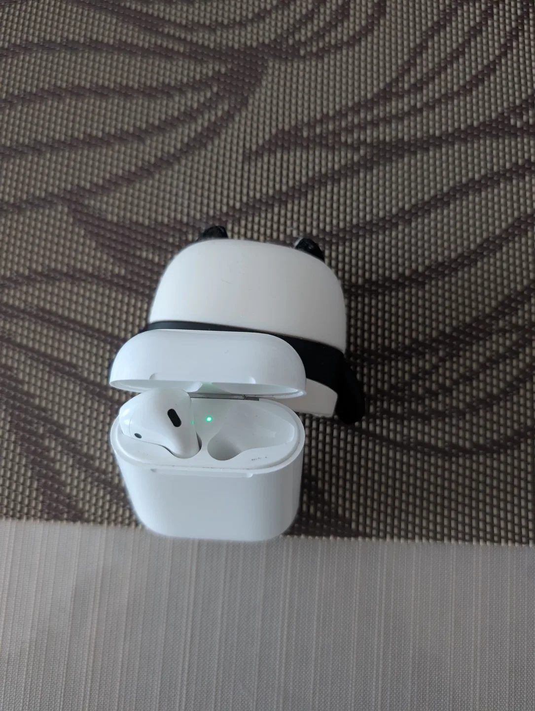 Apple AirPods with Panda Case image indicator(3)