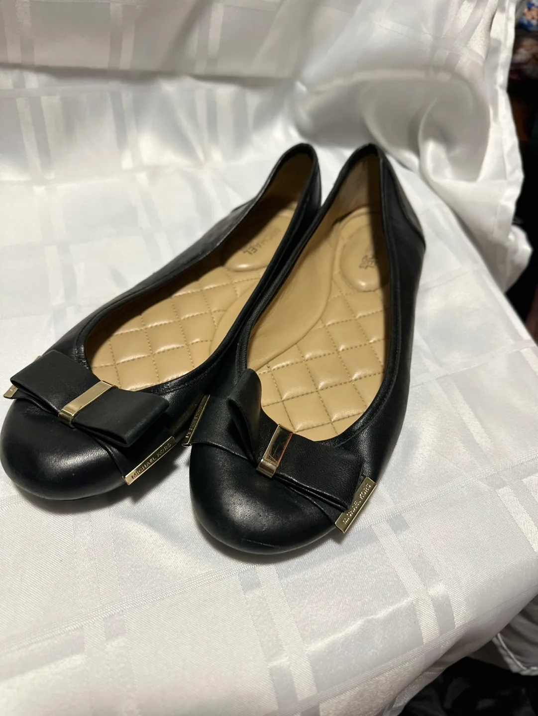 Michael Kors Kiera Ballet Flats - Size 8 image indicator(3)