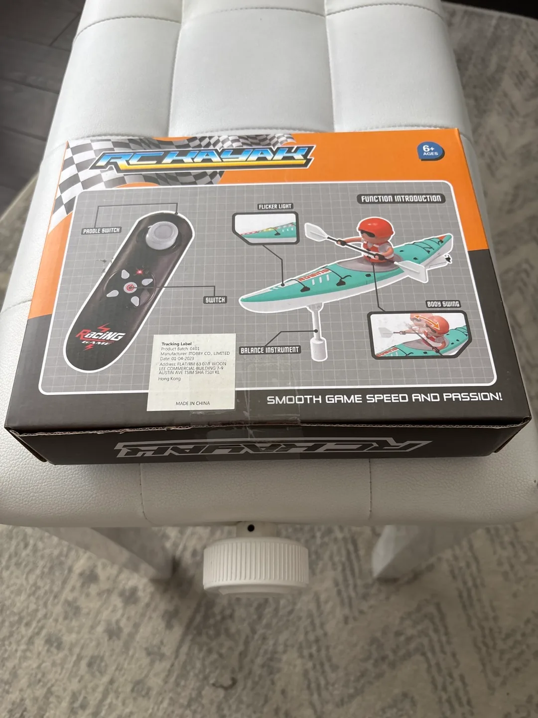 RC Kayak Toy Boat - Remote Control - New in Box image indicator(2)