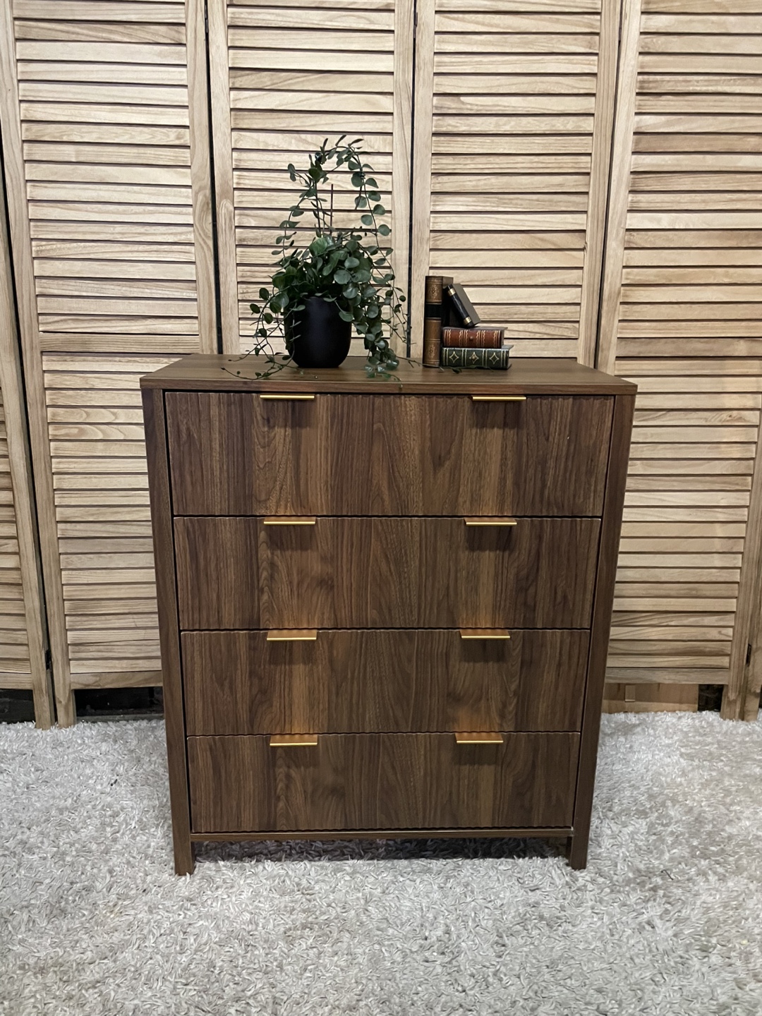 Drawer Dresser