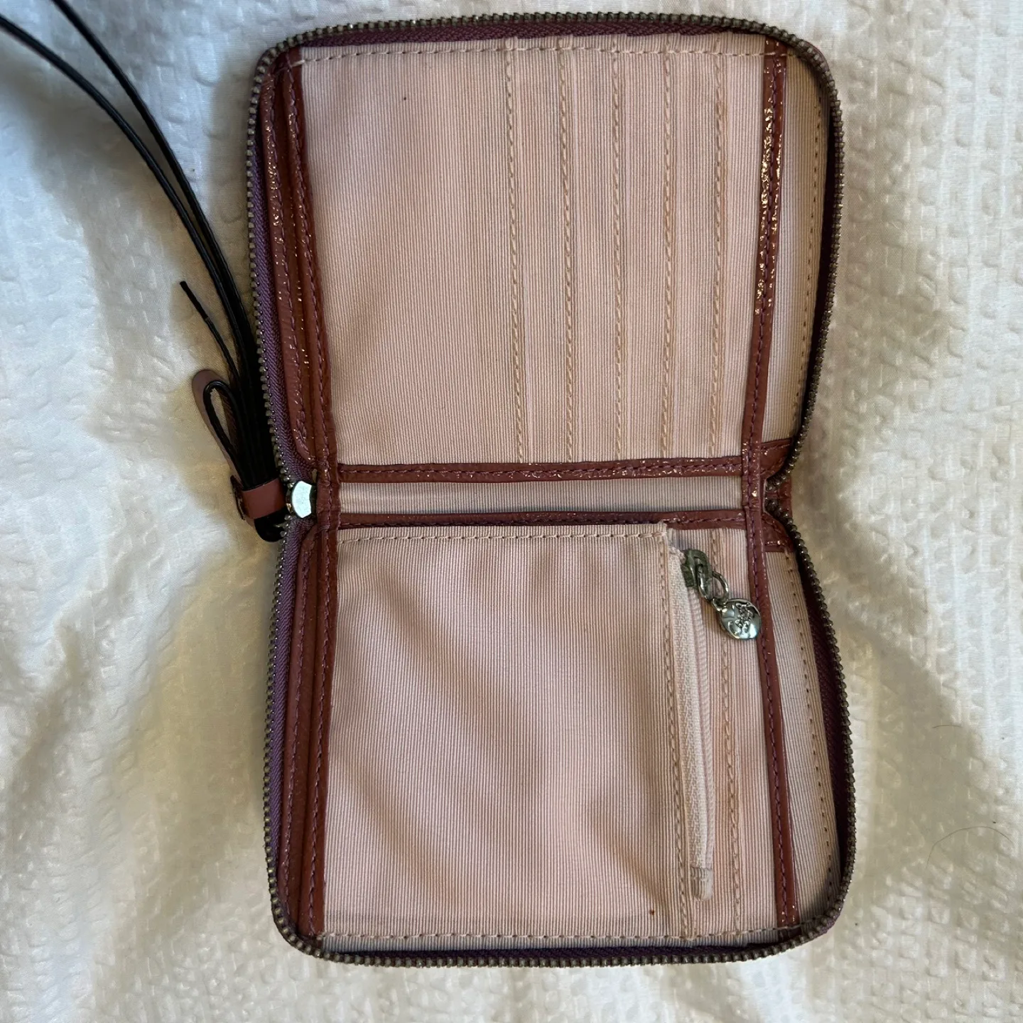 Women’s Coach Wallet - Compact Beige and Pink Wallet With Strap image indicator(5)