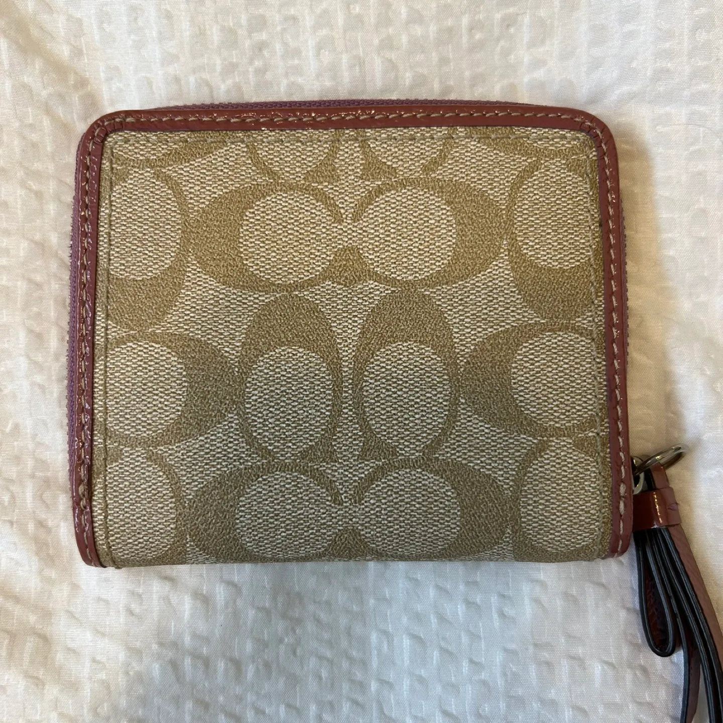 Women’s Coach Wallet - Compact Beige and Pink Wallet With Strap image indicator(2)