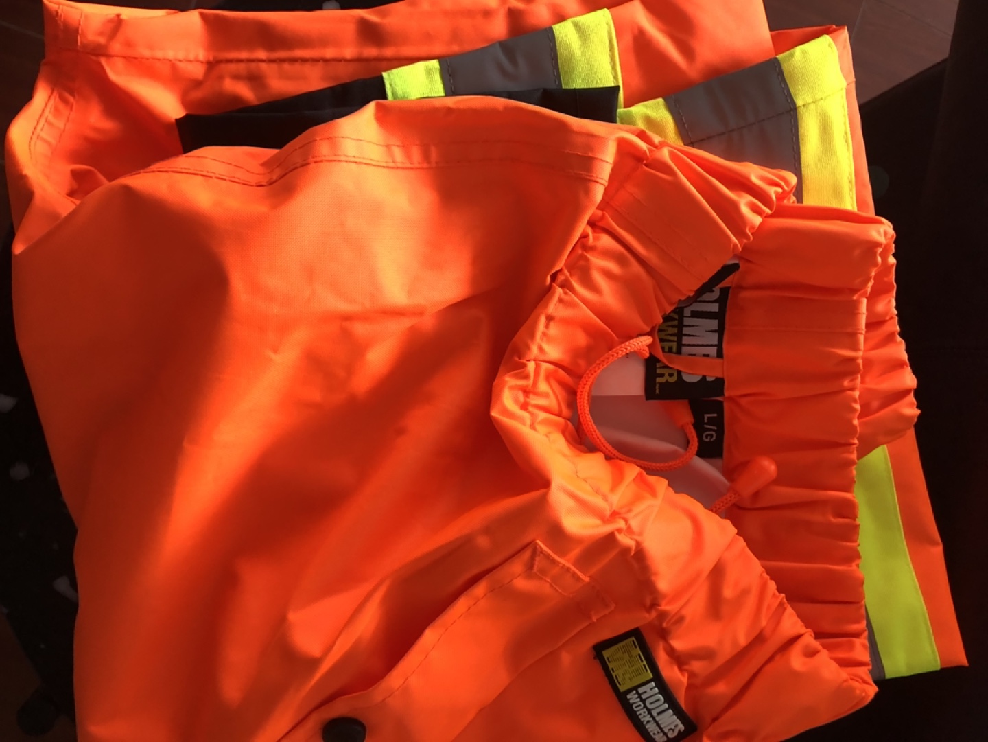 High-visibility orange rain pants - photo 3
