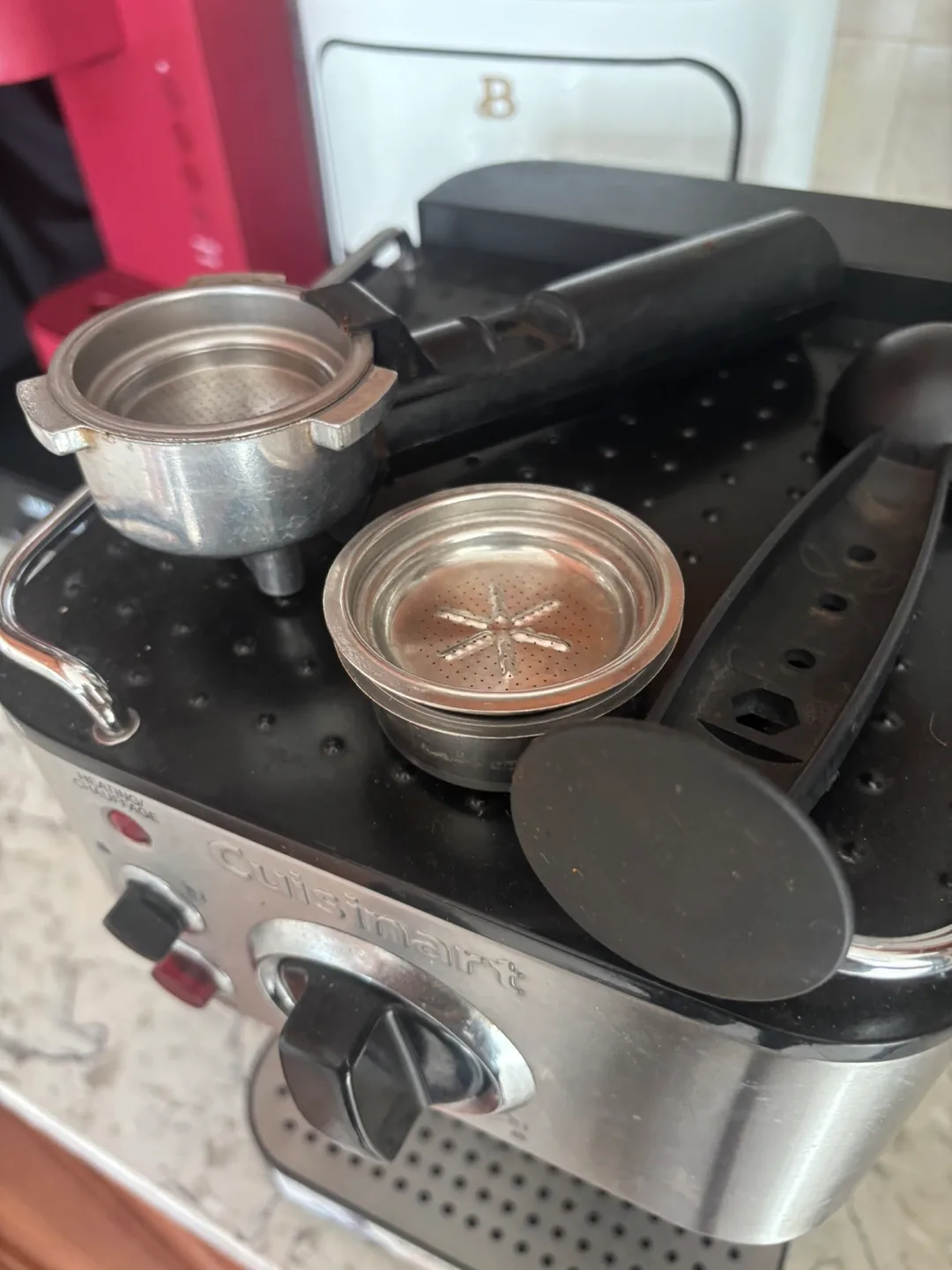 Cuisinart Espresso Machine in excellent condition image indicator(4)