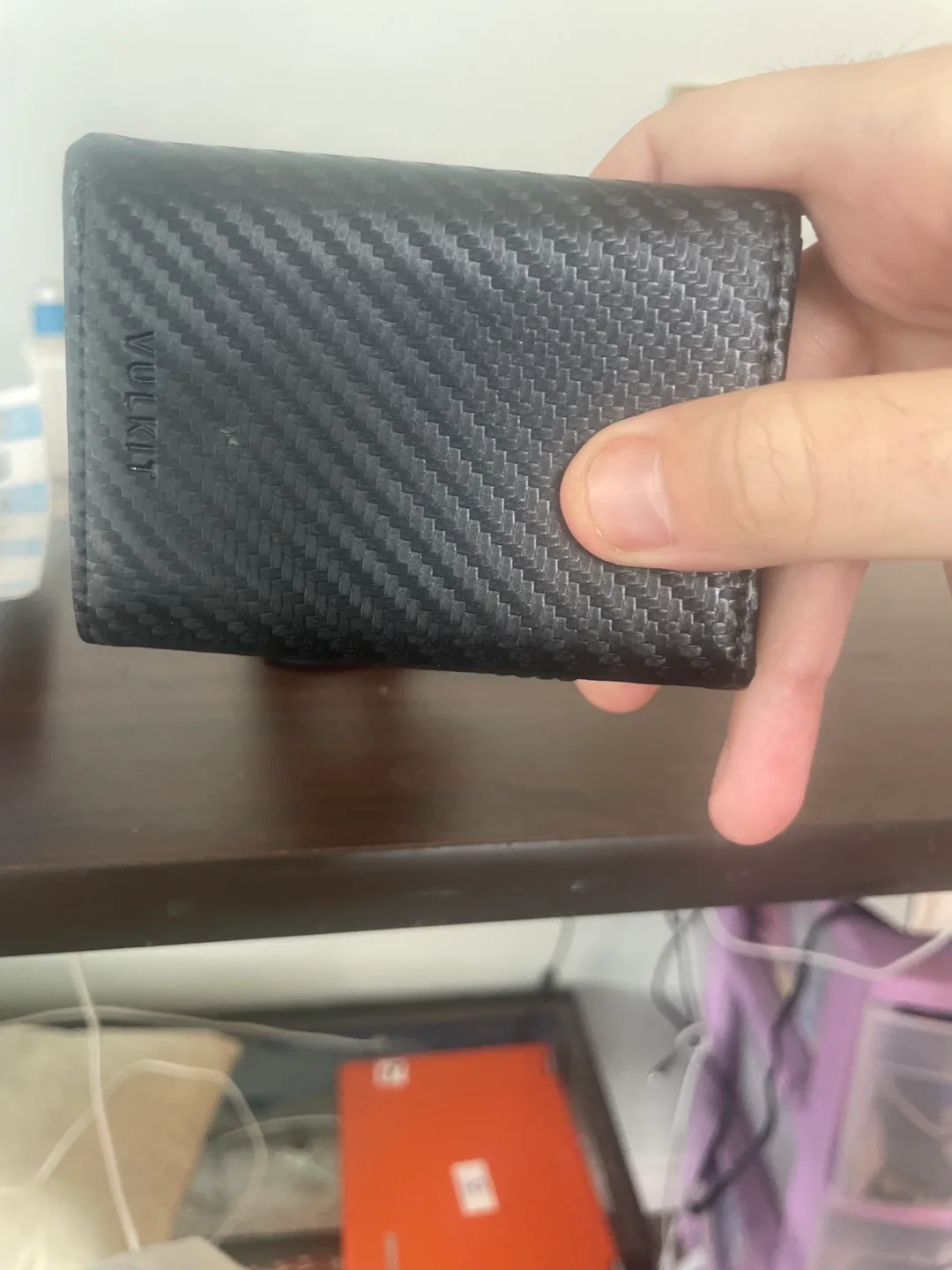 Vulkit Carbon Fibre Slim Wallet image indicator(3)