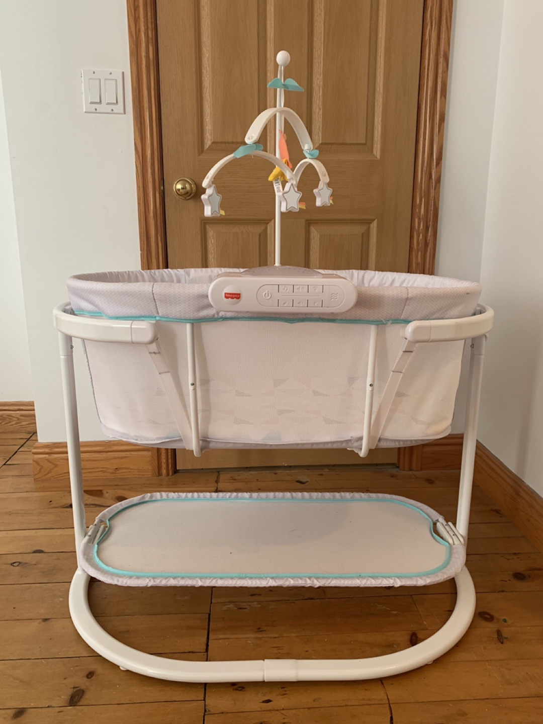 Fisher-Price Soothing Vibrations Bassinet