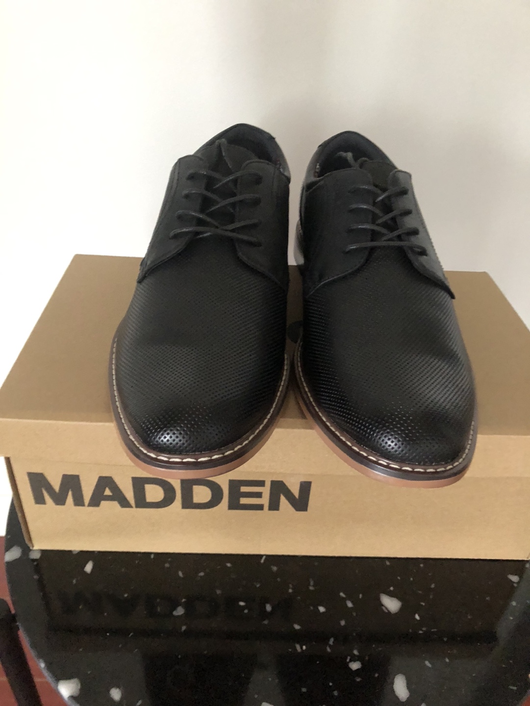 Madden Men's Black Perforated Oxford Shoes - photo 2