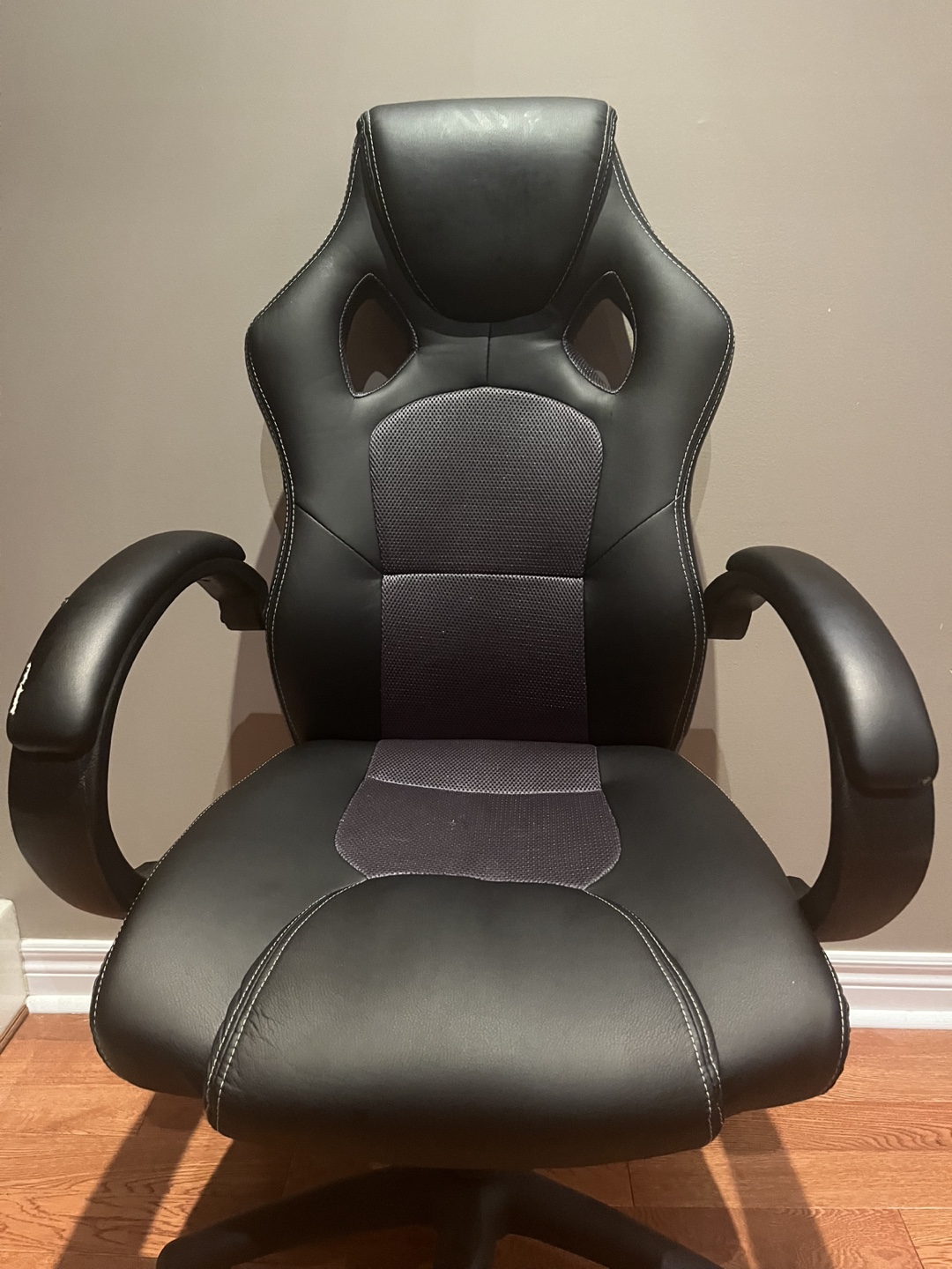 Black Office Chair - photo 4