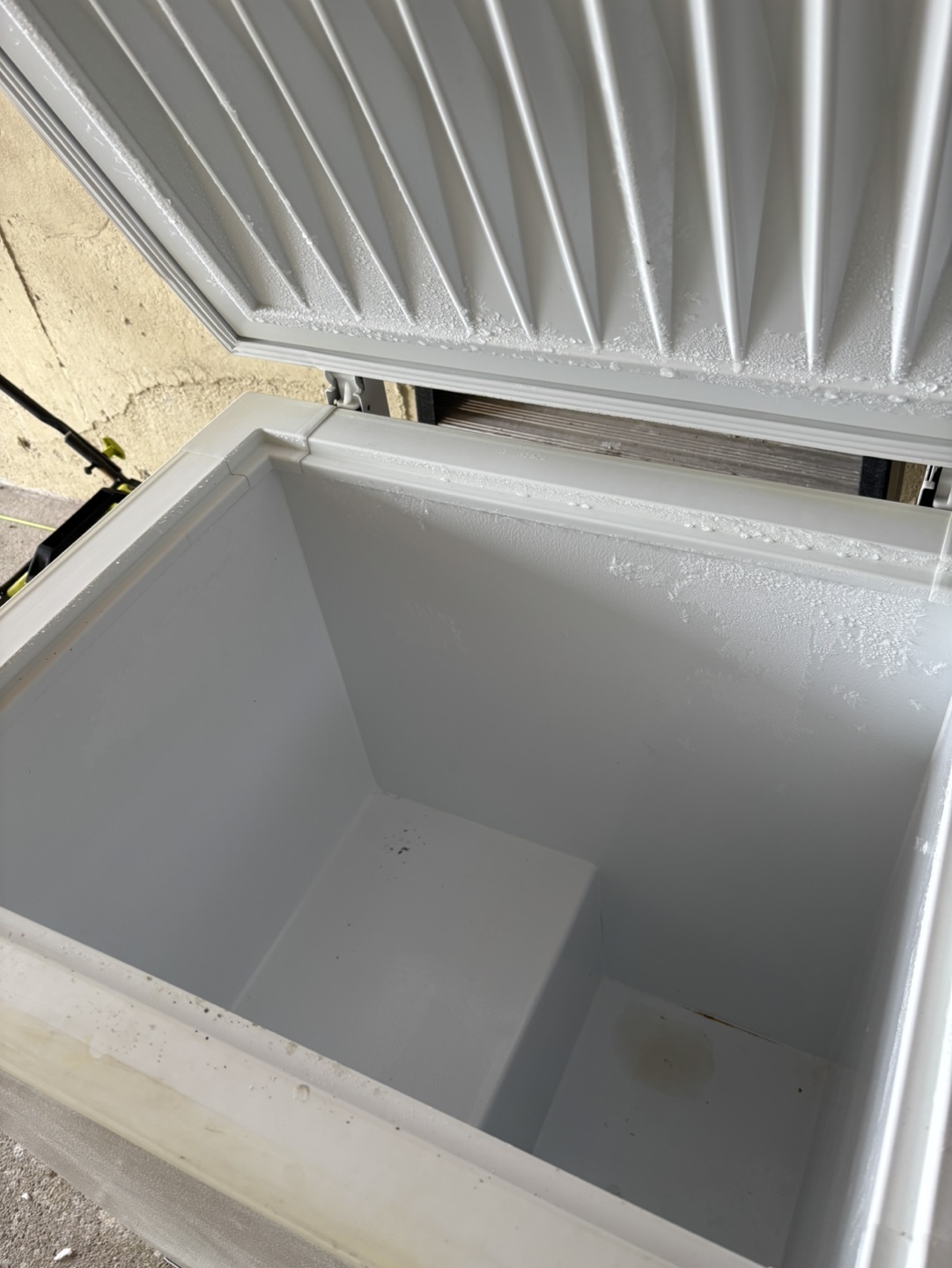 Chest freezer - photo 2