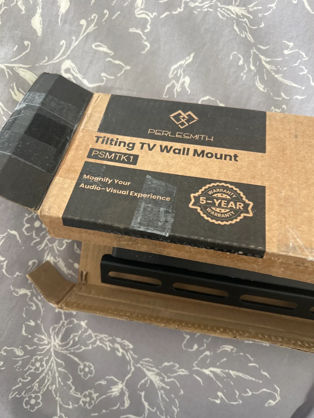 PerleSmith PSMTK1 Tilting TV Wall Mount - New in Box thumbnail