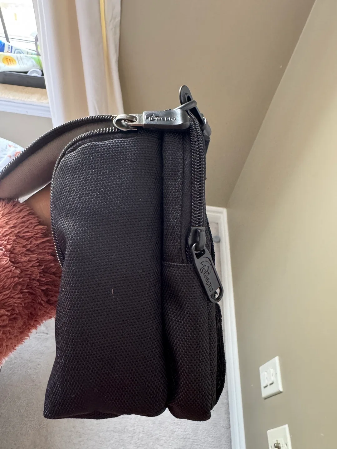 Lowepro D-Res 200 AW Camera Case image indicator(3)