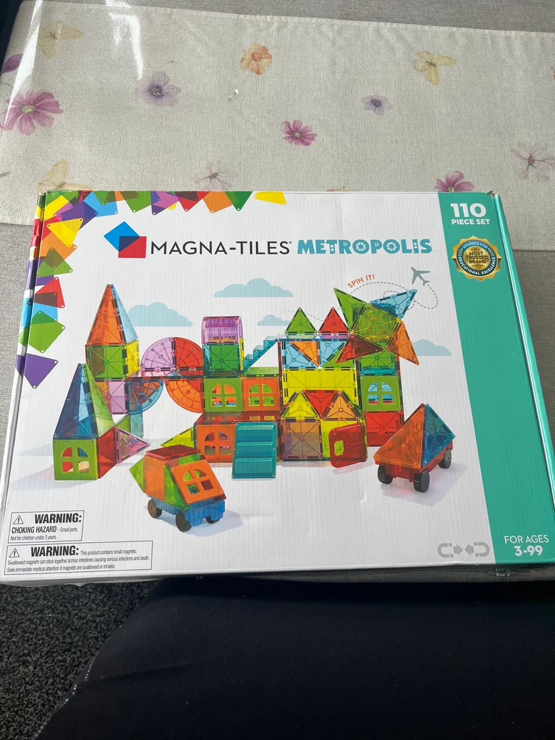 Brand new Magna-Tiles Metropolis 110-Piece Set thumbnail