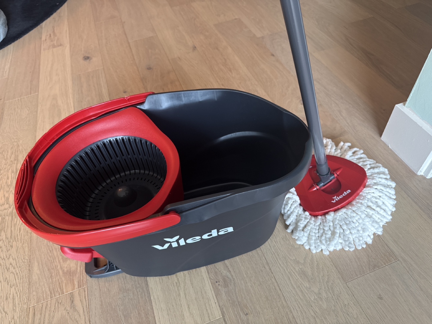 Vileda Spin Mop and Bucket Set