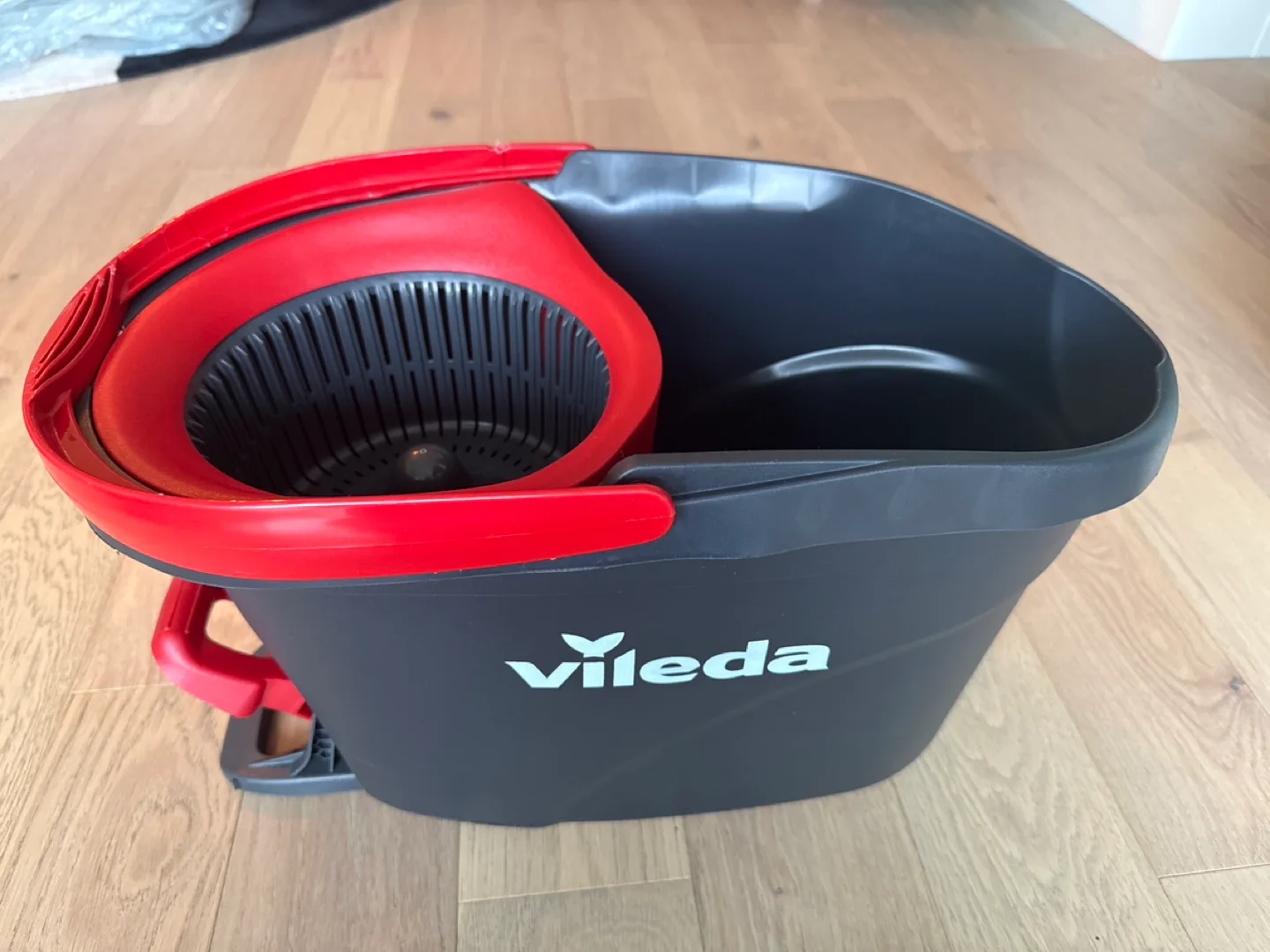 Vileda Spin Mop and Bucket Set image indicator(4)