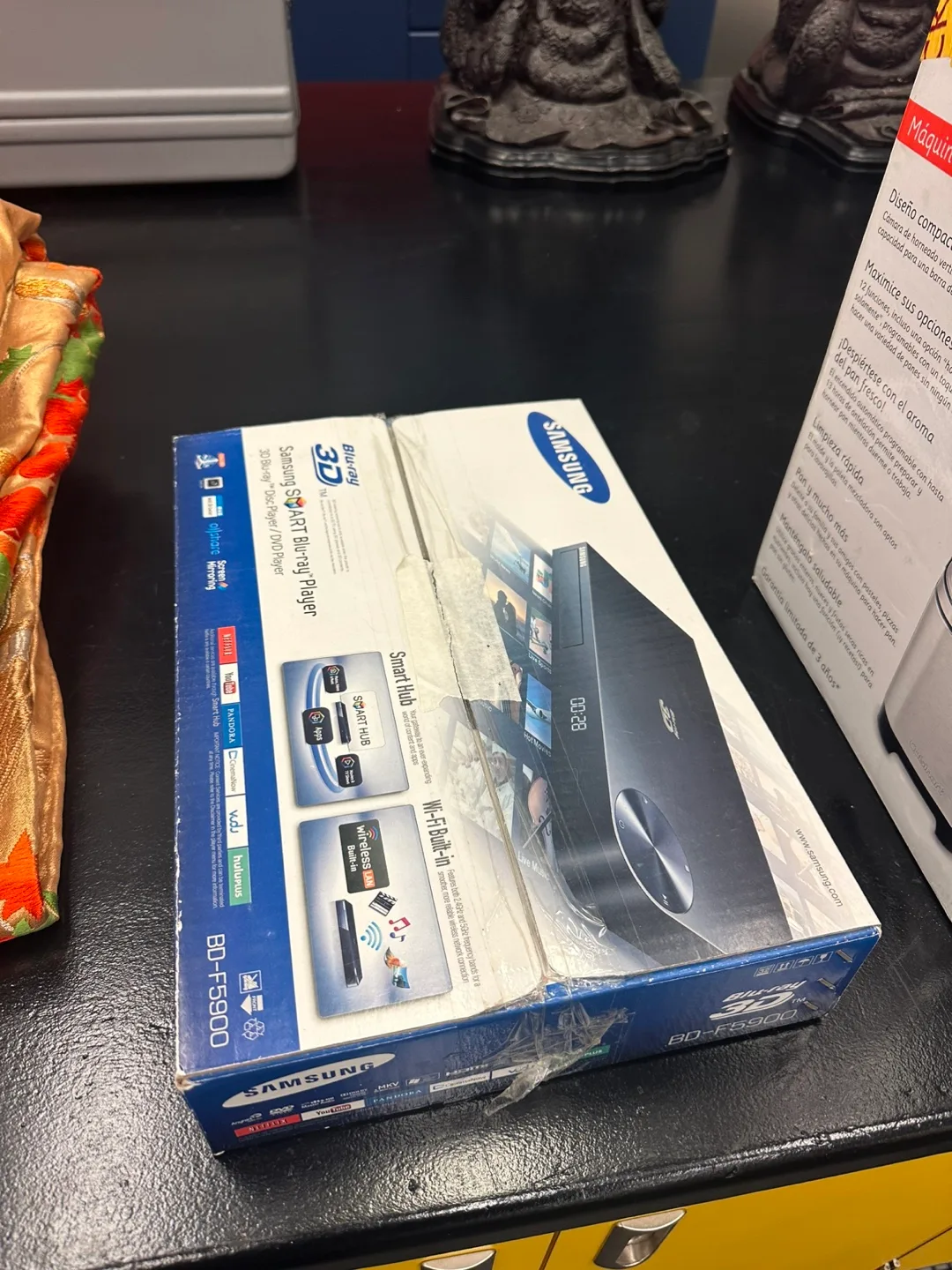 Samsung BD-F5900 Smart 3D Blu-ray Player thumbnail