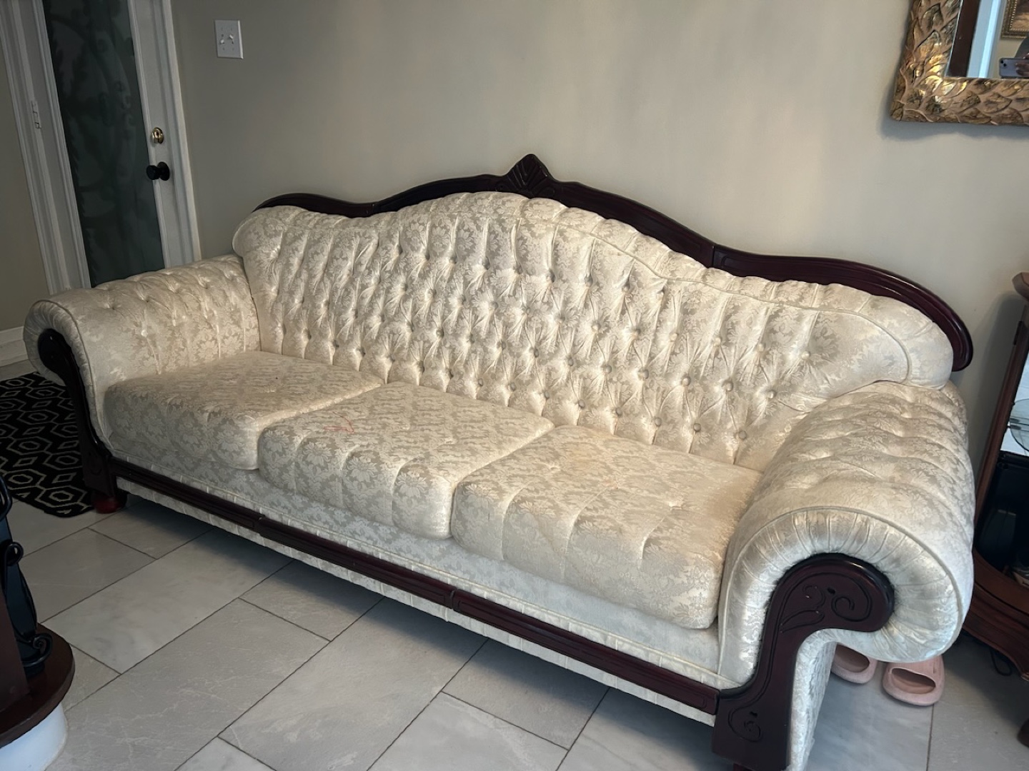 Elegant Off-White Sofa and Armchair Set - photo 4