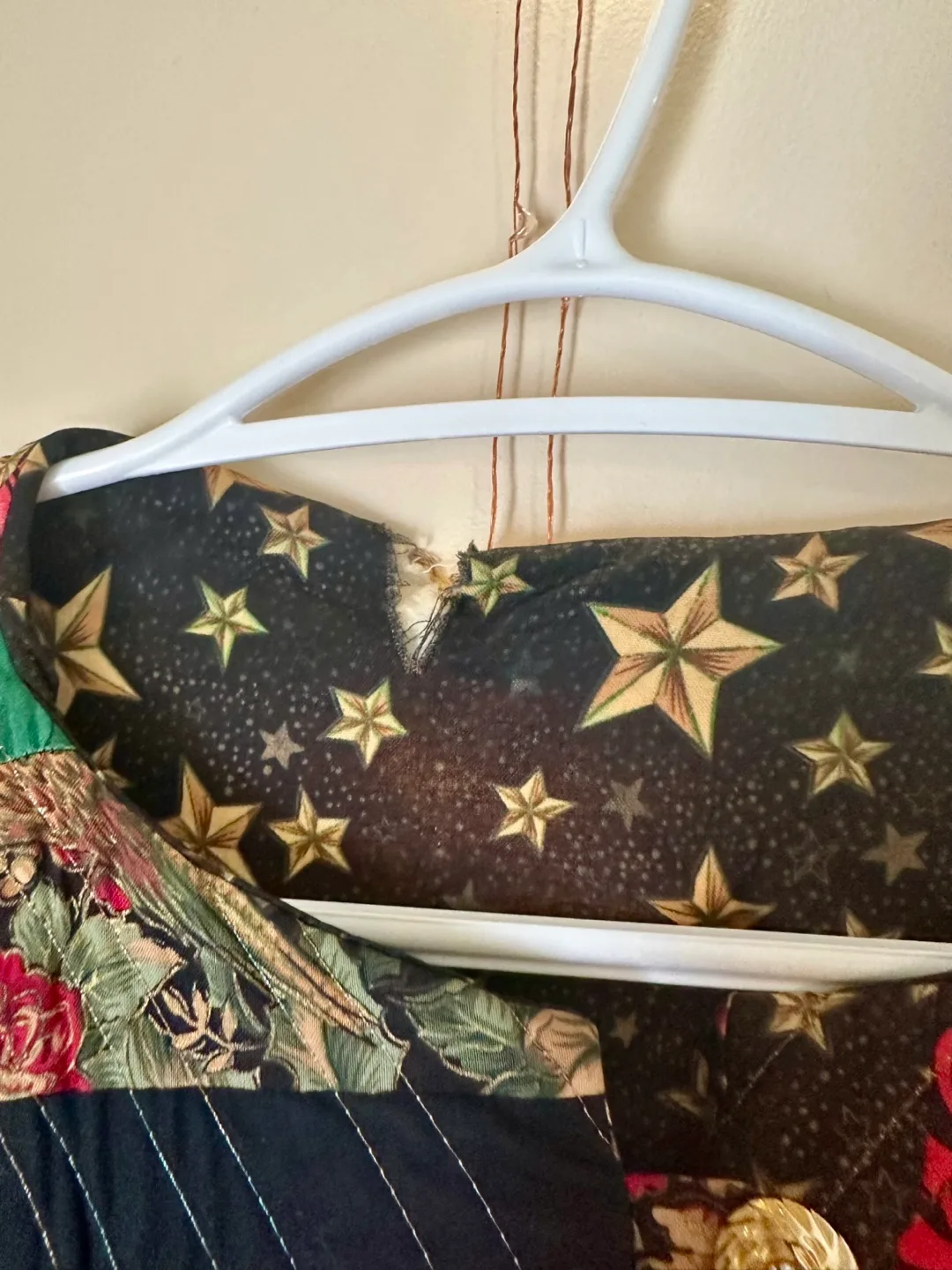 Vintage Hand Made Quilted Jacket image indicator(3)