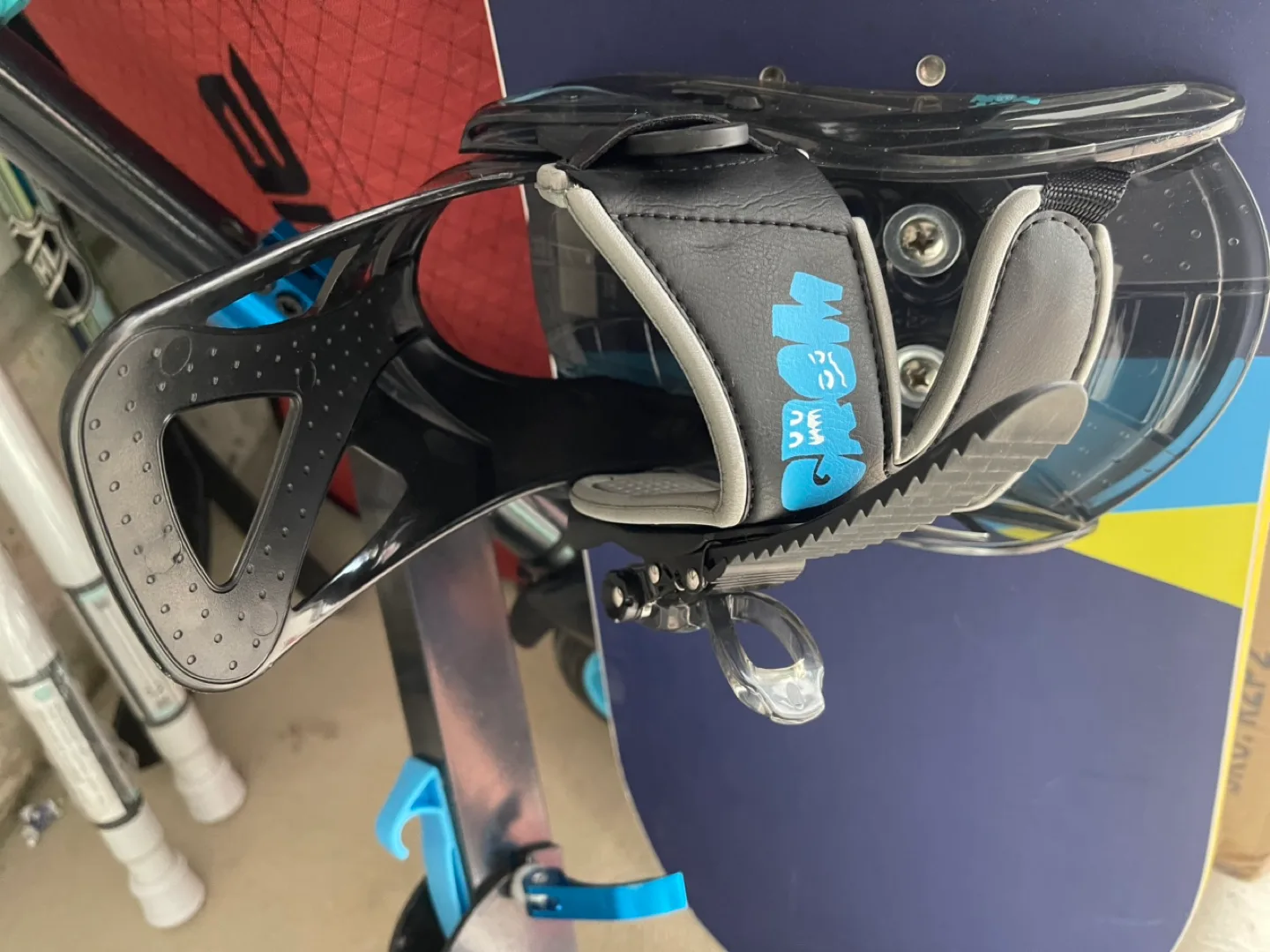 Nidecker Snowboard and Bindings image indicator(6)