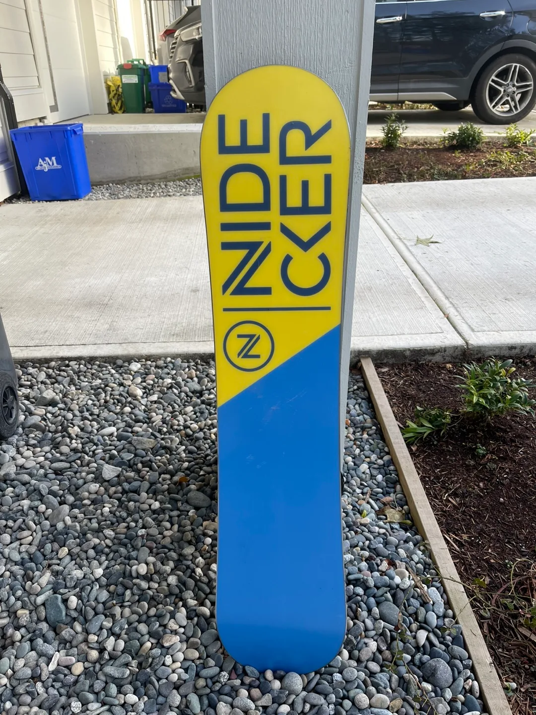 Nidecker Snowboard and Bindings image indicator(2)