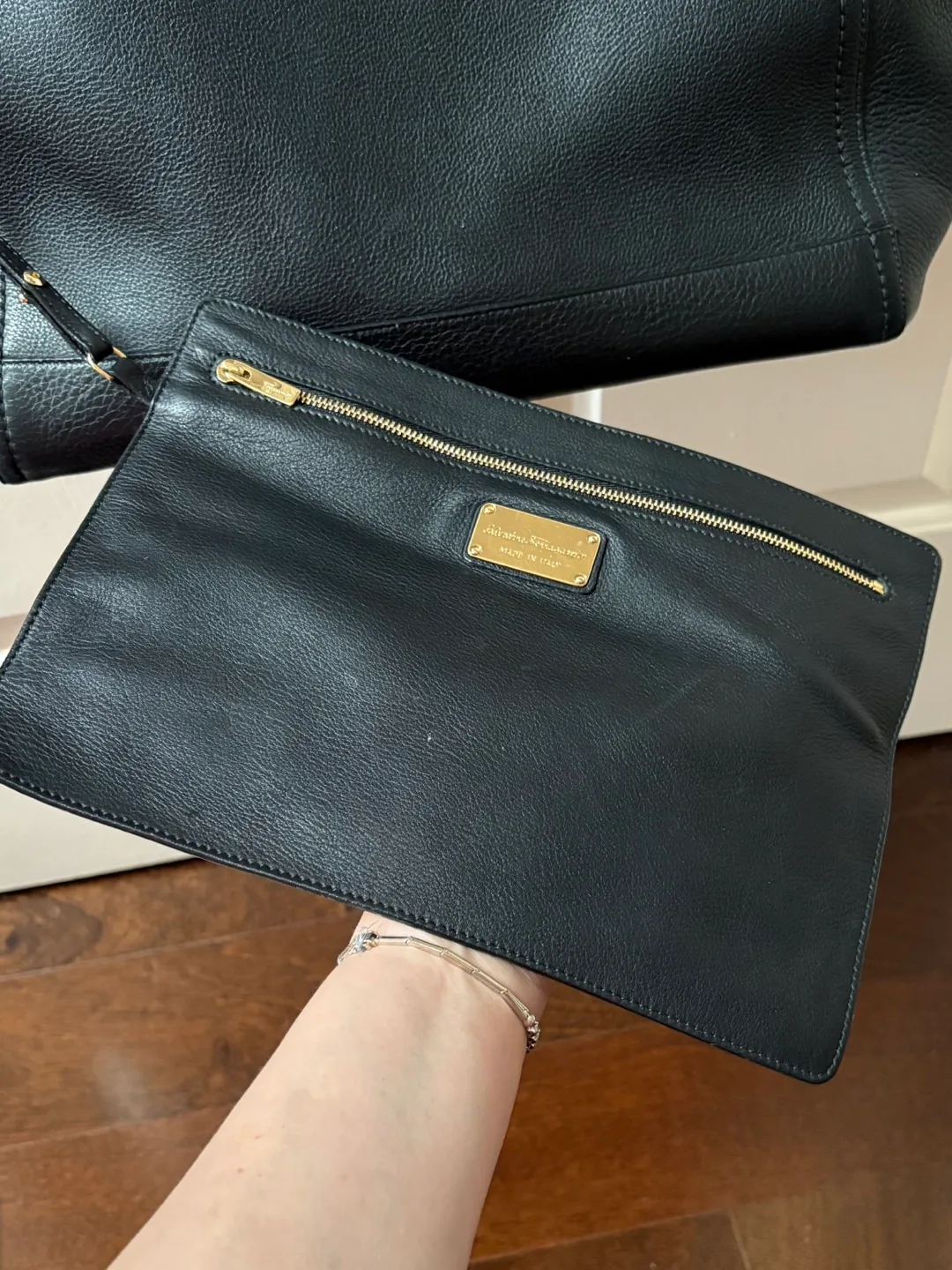 Salvatore Ferragamo Black Leather Tote Bag with Pouch image indicator(4)