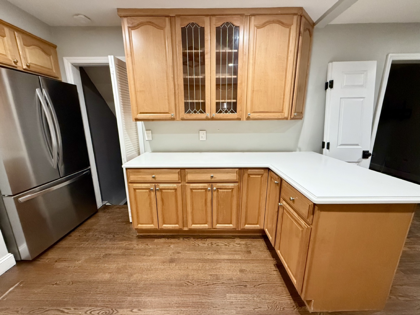 kitchen cabinets - photo 4