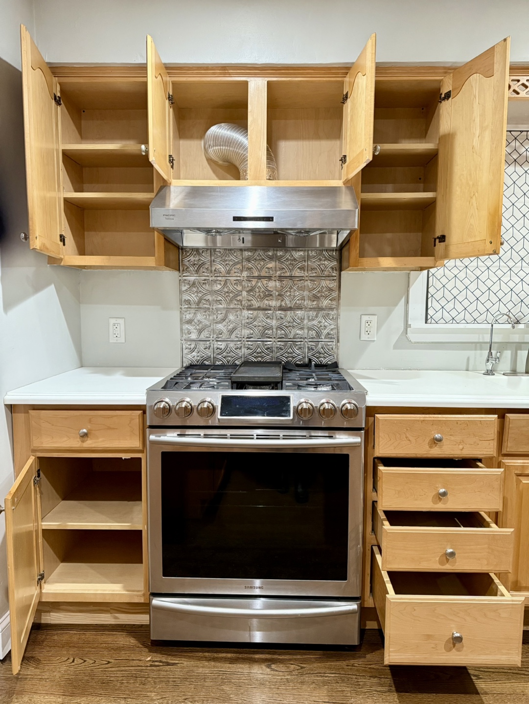 kitchen cabinets - photo 3