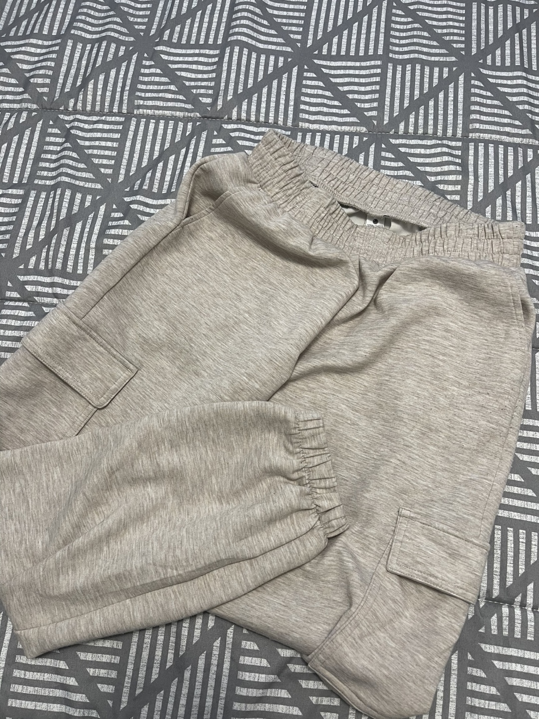 Yogalicious Scuba Davenport Jogger Set - Size Small - photo 4