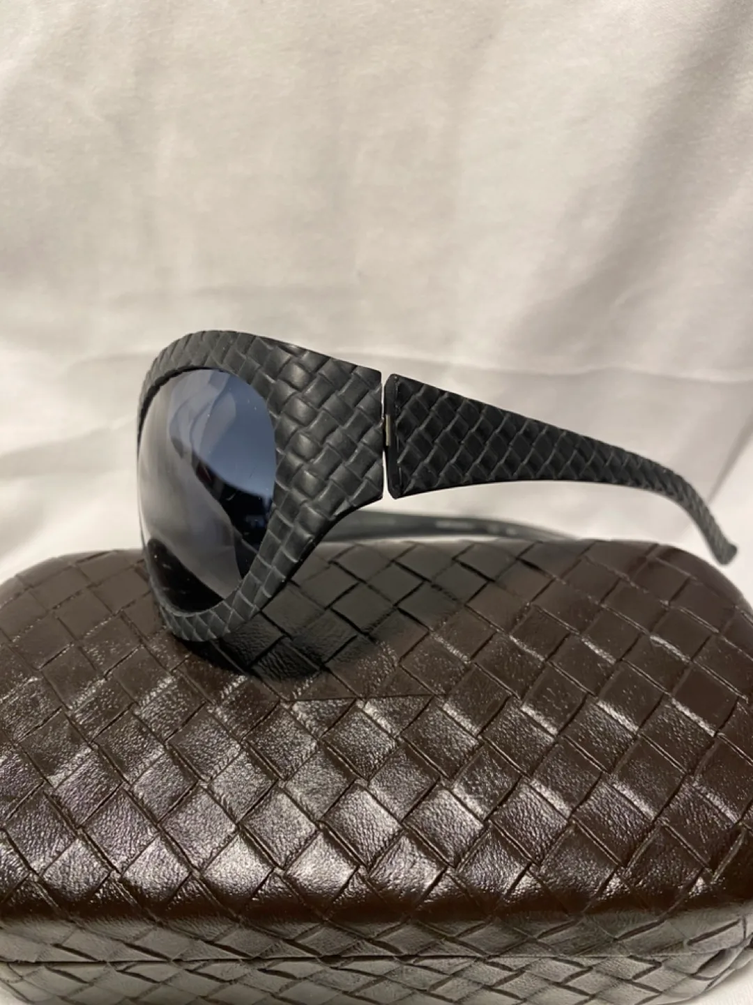 Bottega Veneta Black Woven Sunglasses image indicator(4)
