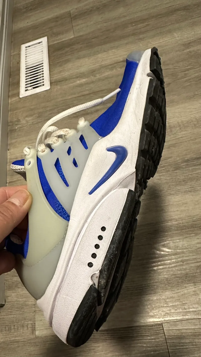 Nike Presto Fly Casual Shoes - Size 6Y image indicator(2)