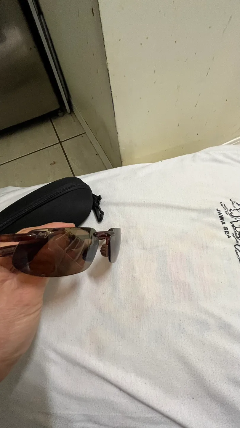Maui Jim Sport Sunglasses with Case image indicator(7)