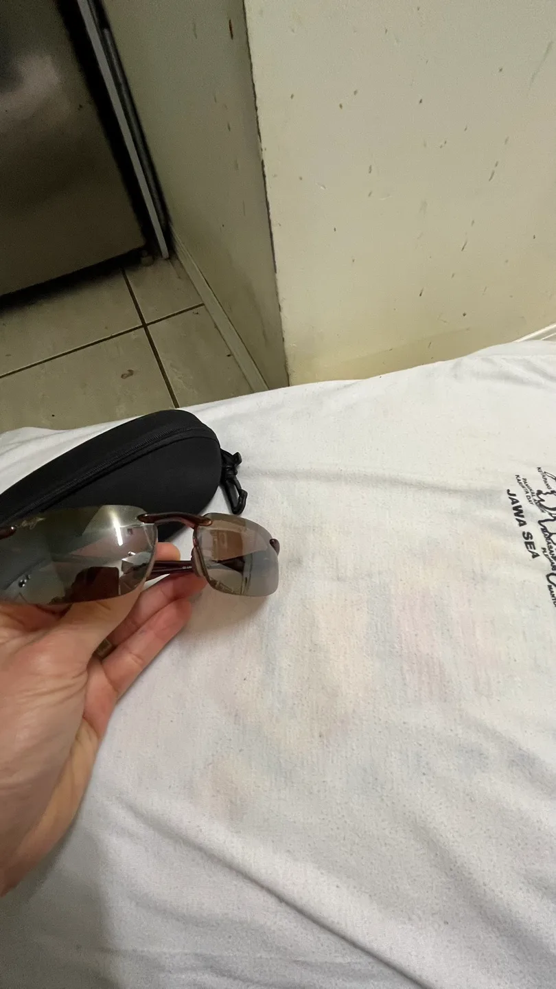Maui Jim Sport Sunglasses with Case image indicator(8)