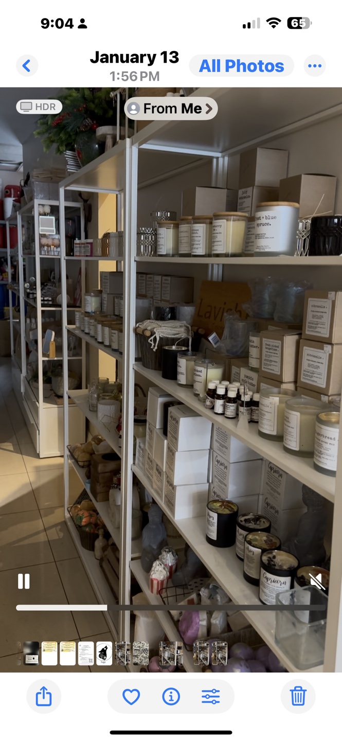 White shelves - photo 2