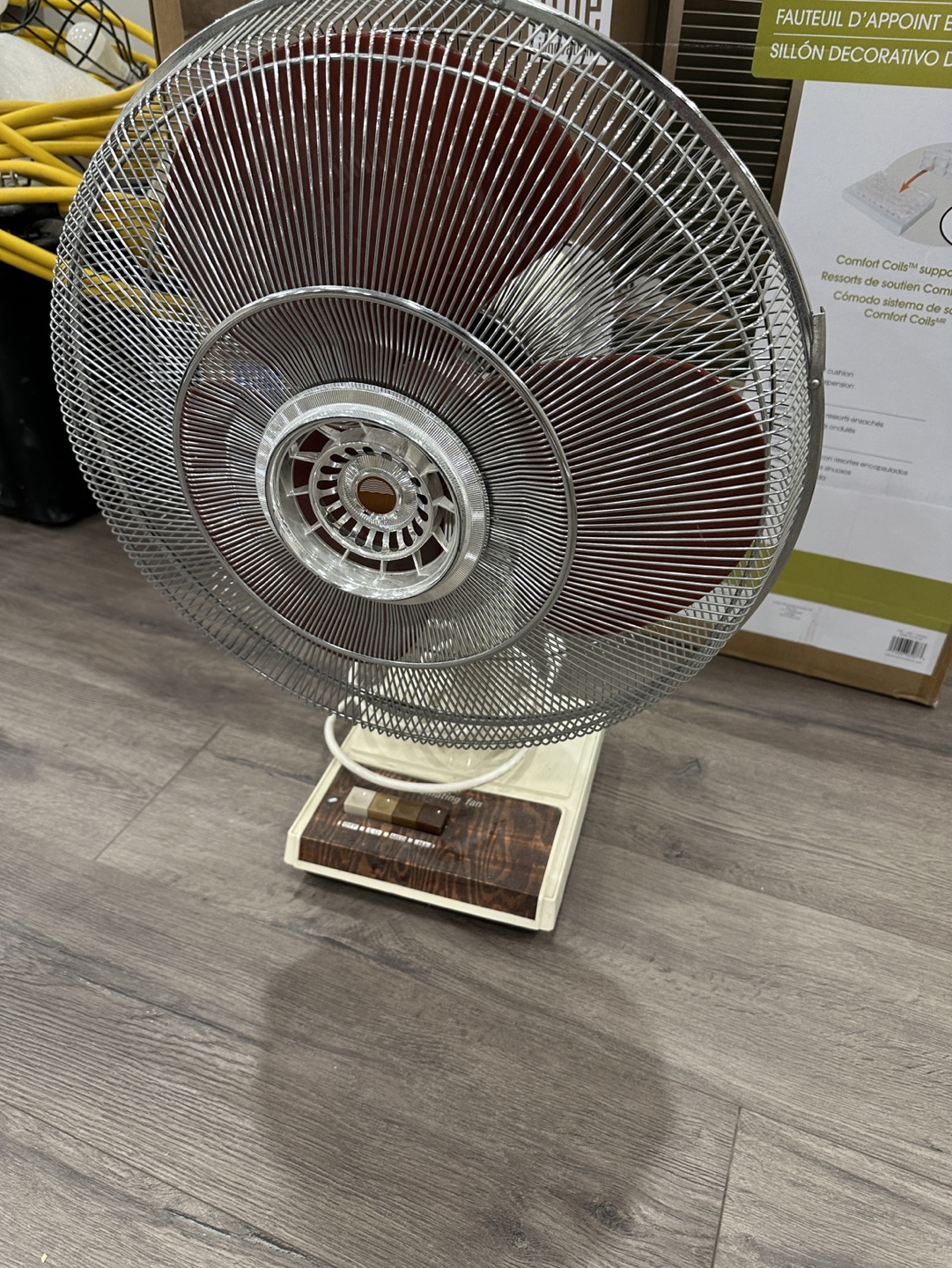 Oscillating Fan