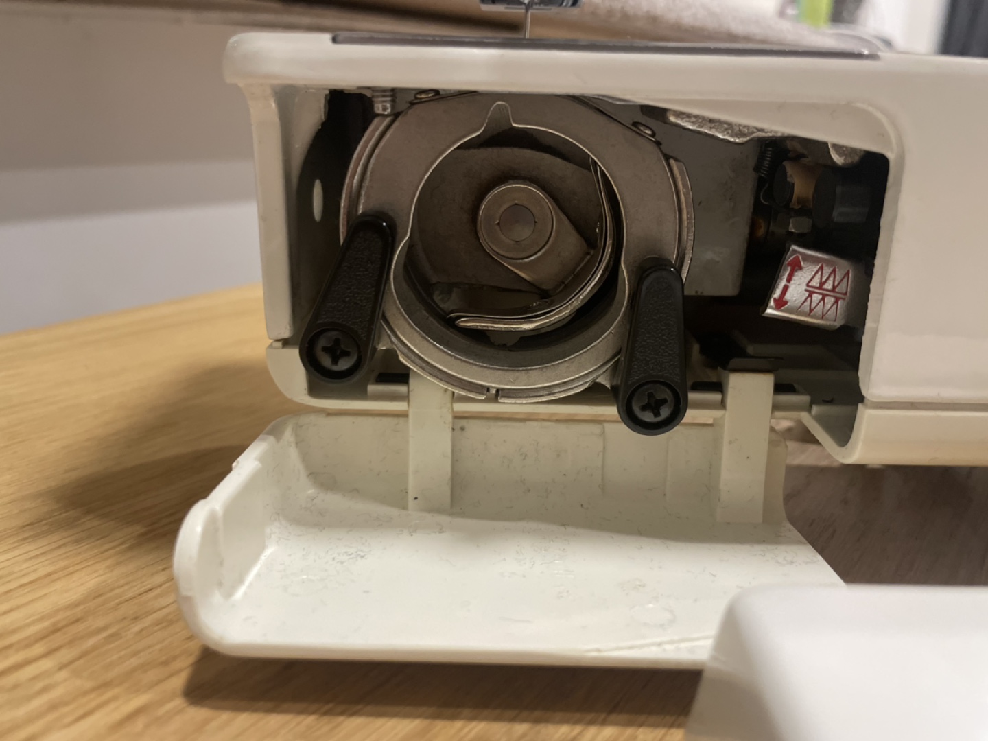 Vintage Necchi Sewing Machine - photo 3