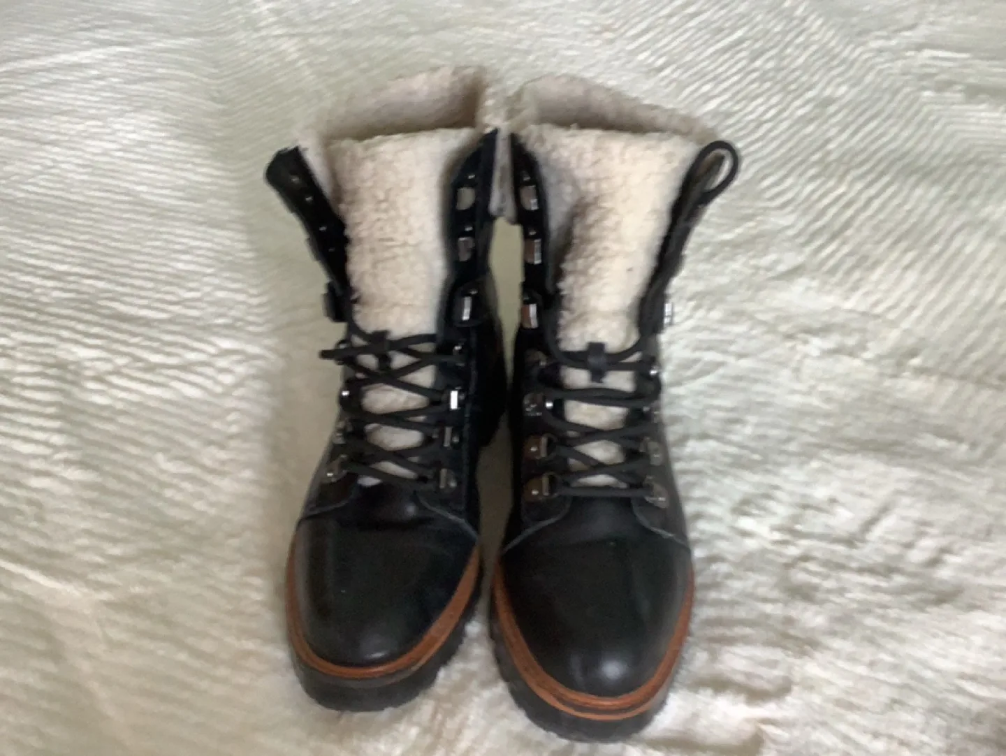 Women's Black Leather Lace-Up Boots with Faux Fur image indicator(2)