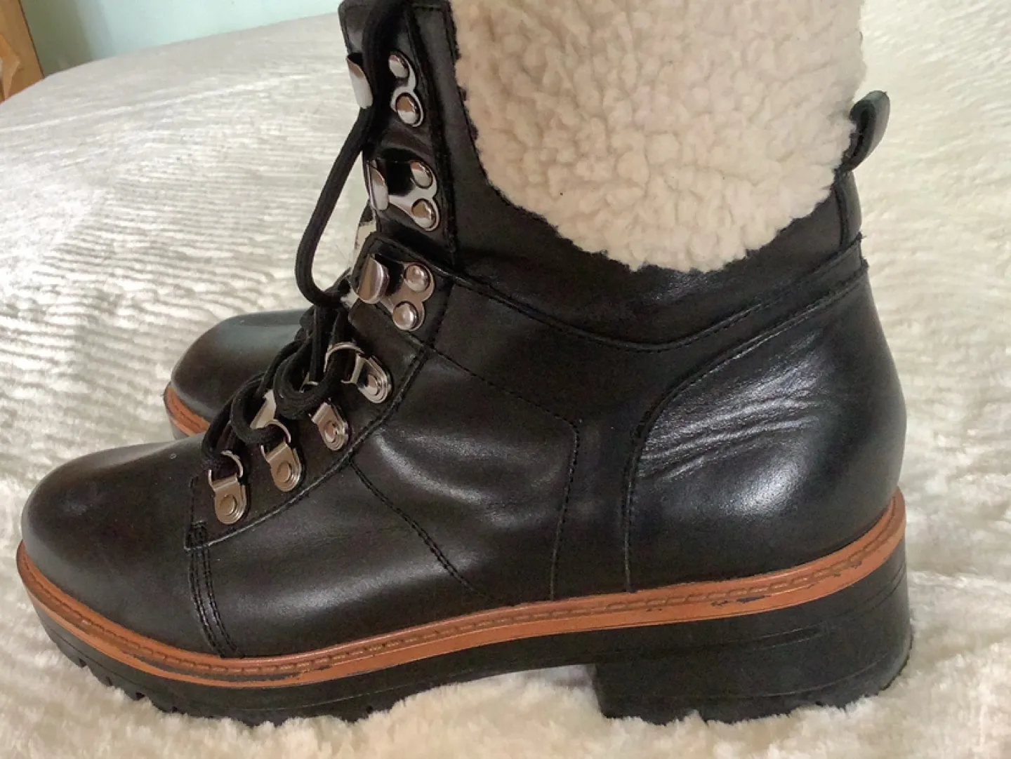 Women's Black Leather Lace-Up Boots with Faux Fur image indicator(3)