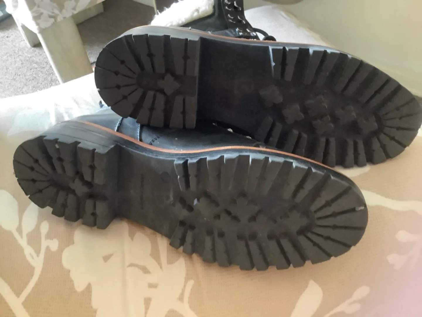 Women's Black Leather Lace-Up Boots with Faux Fur image indicator(5)