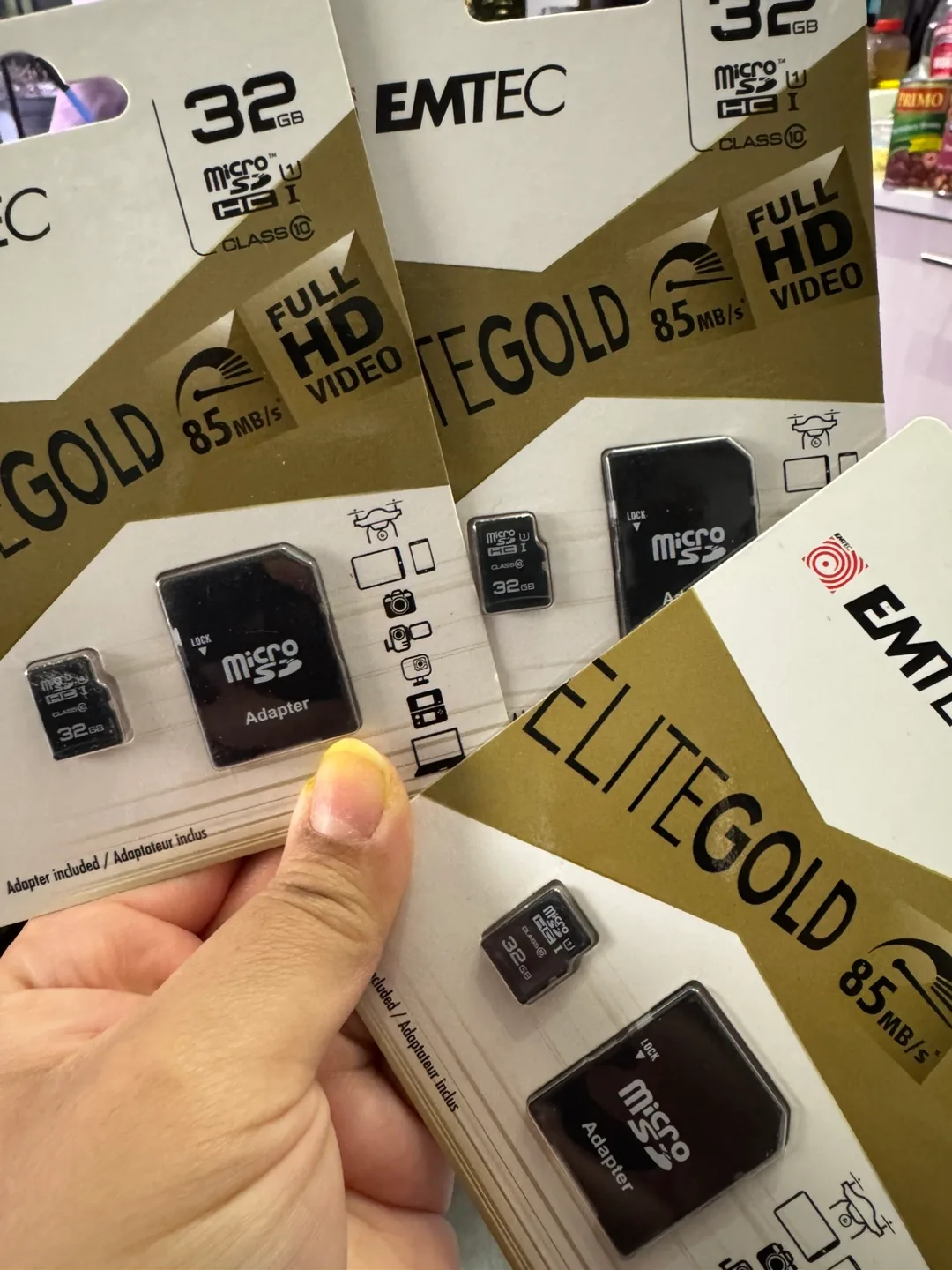 Three 32GB EMTEC Elite Gold Micro SD Cards with Adapters image indicator(4)
